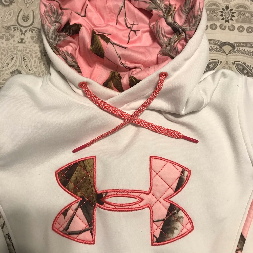 Under Armour sweatshirt